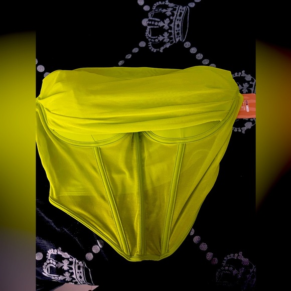 Corset Style Top - Picture 3 of 4